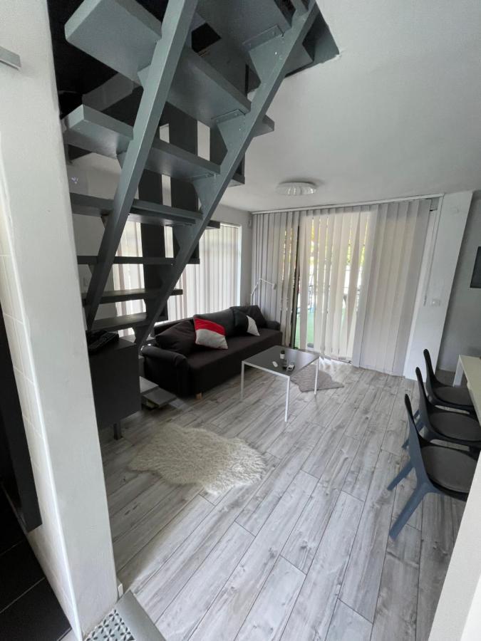 באלאטונקנשה Nora Apartman מראה חיצוני תמונה